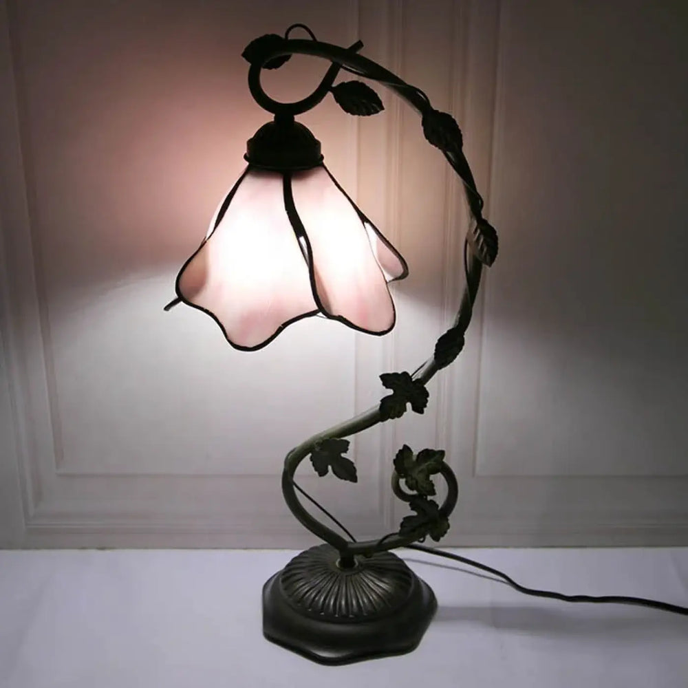 Lampe de table fleur en verre dépoli style élégant