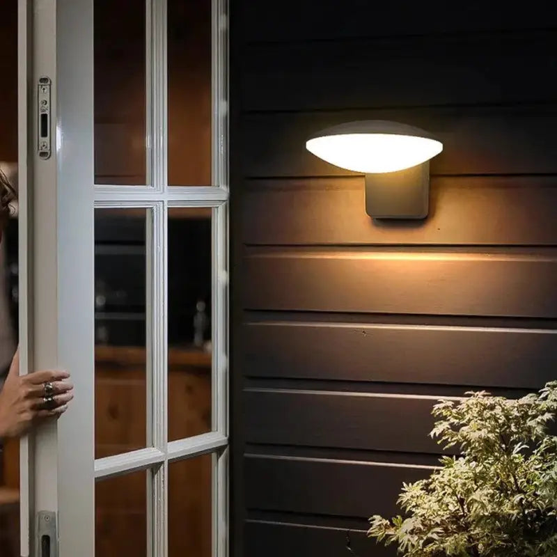 Luminaire Extérieur Solaire Applique Noire Tête Inclinée