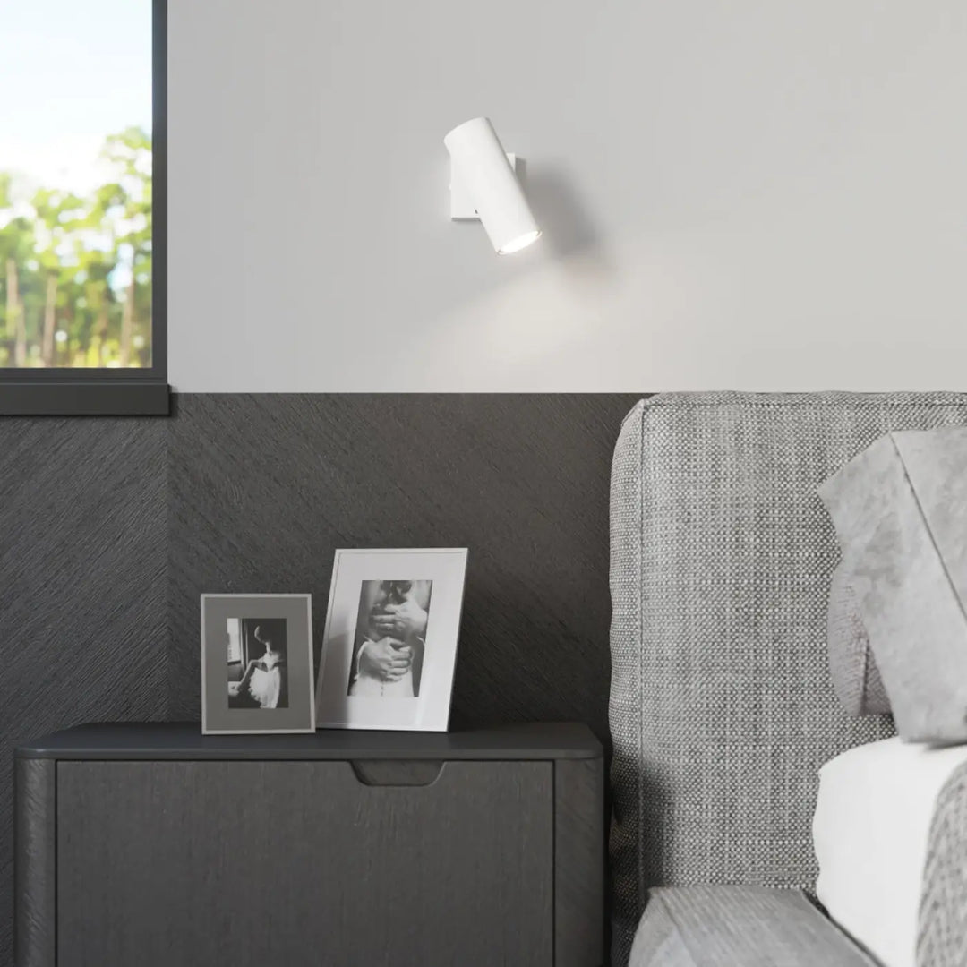 Luminaire plafonnier direzione 2 blanc avec éclairage élégant pour plafond minimaliste en design moderne cylindrique