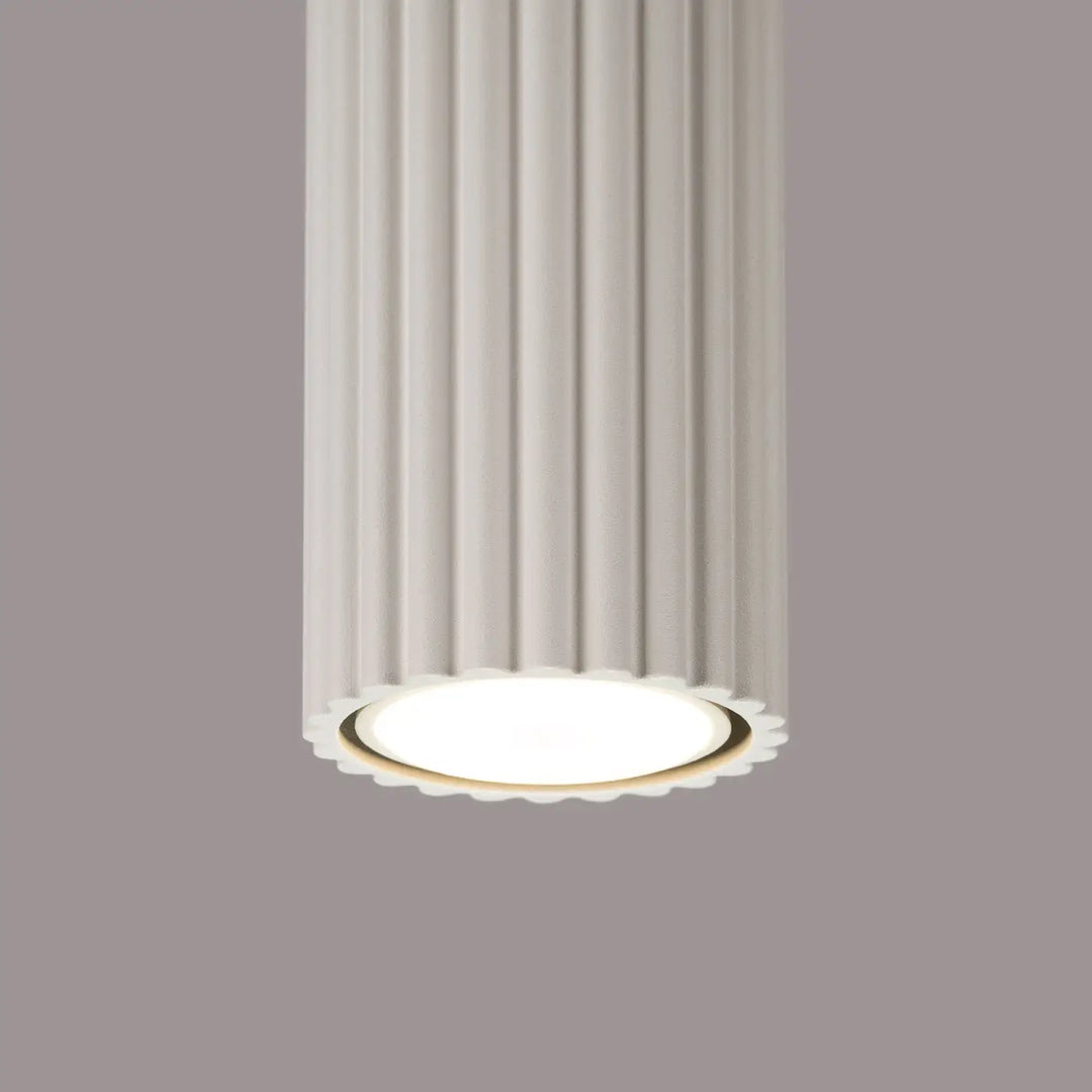 Luminaire plafonnier karbon 20 beige avec design minimaliste et ampoules gu10 interchangeables en colonne écrue