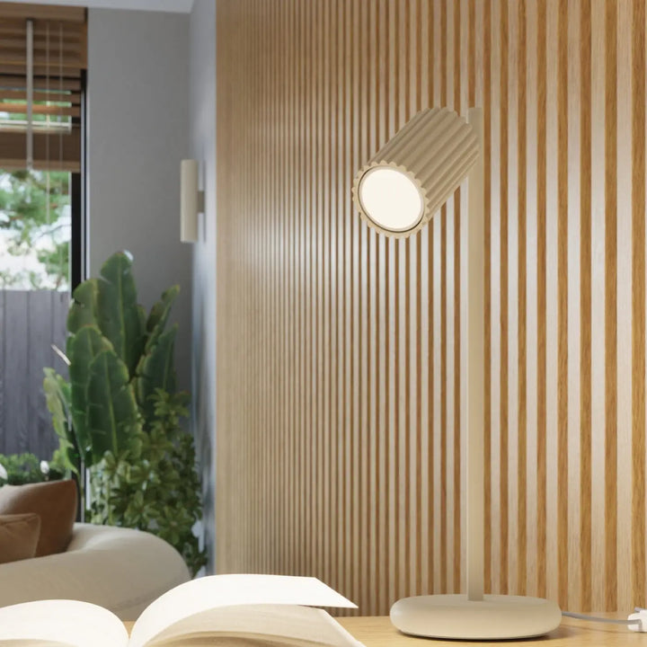 Luminaire plafonnier karbon 3l beige en design minimaliste avec ampoules gu10 interchangeables et corps cylindrique côtelé