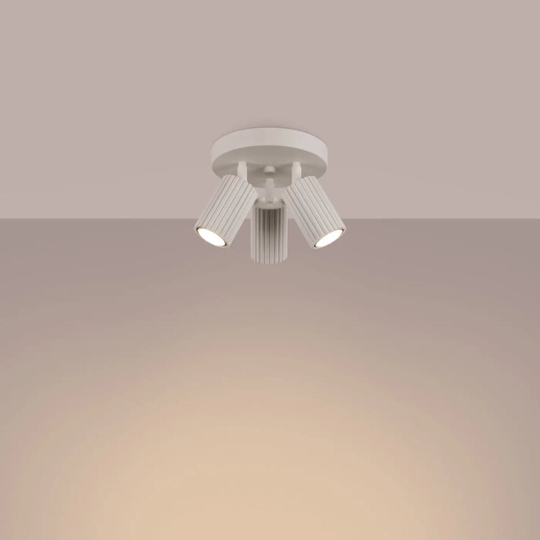 Plafonnier karbon allie beige avec trois lampes gu10 interchangeables et design minimaliste ribbé plafonnier plafonnier kar
