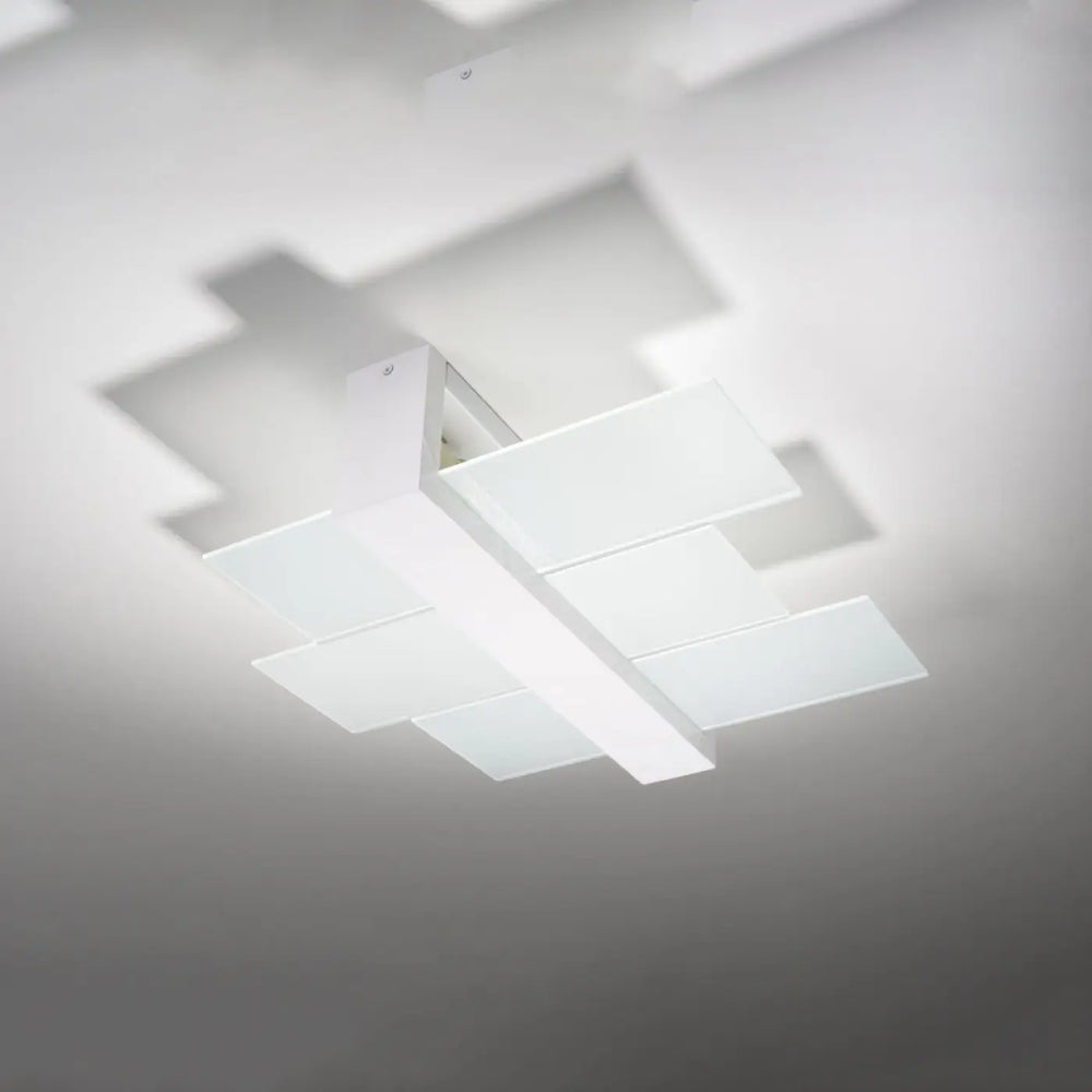 Luminaire plafonnier feniks 2 blanc design intemporel avec panneaux en verre dépoli lampes surprenantes