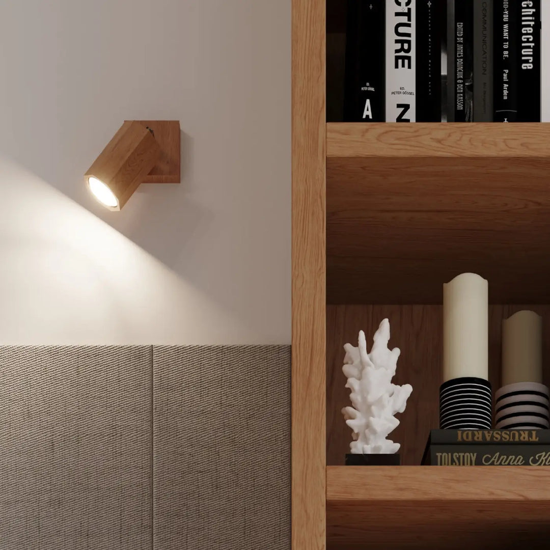 Luminaire plafonnier zeke 2 en bois chêne avec spotlight mural design anglé élégant s’intégrera parfaitement