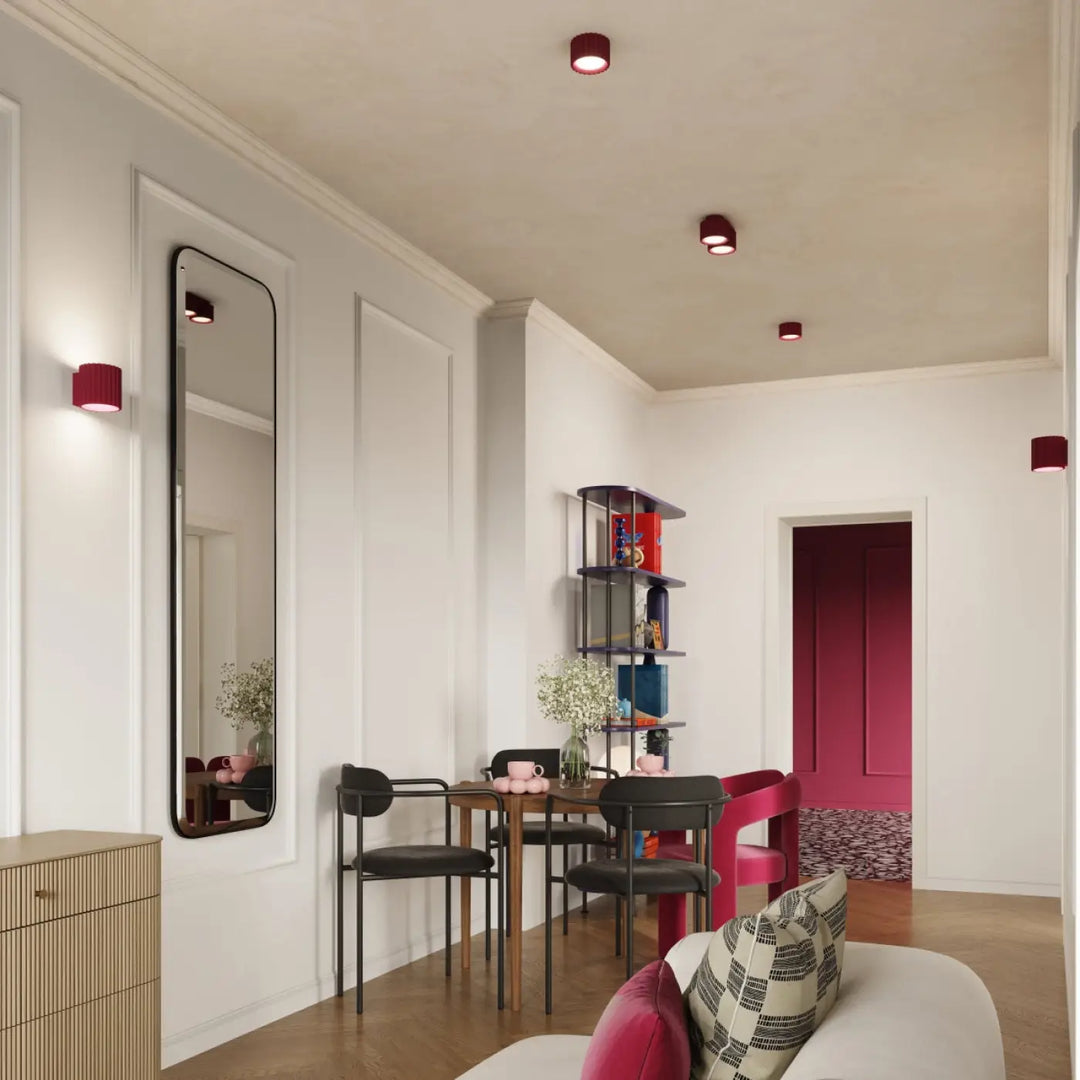 Luminaire plafonnier aura 1 bordeaux avec forme unique inspirée en lumière encastrée rouge au design moderne élégant