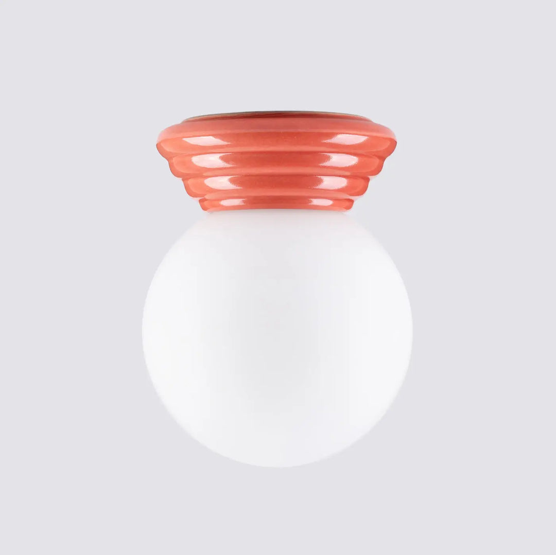Luminaire plafonnier lampe zori avec globe en verre blanc brillant et base corail en céramique ornée pour belle décoration