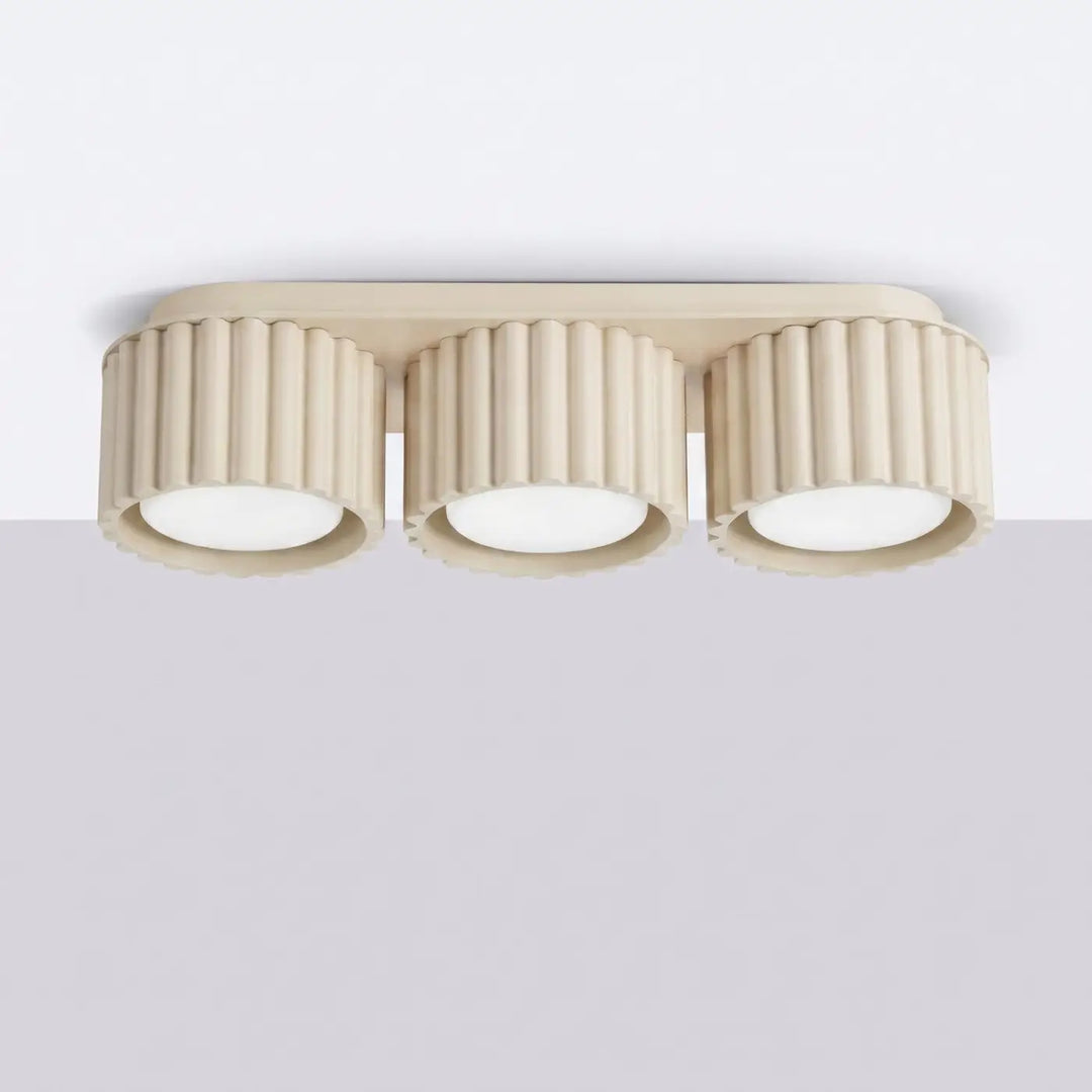 Luminaire Plafonnier beige éteinte, vue rapprochée