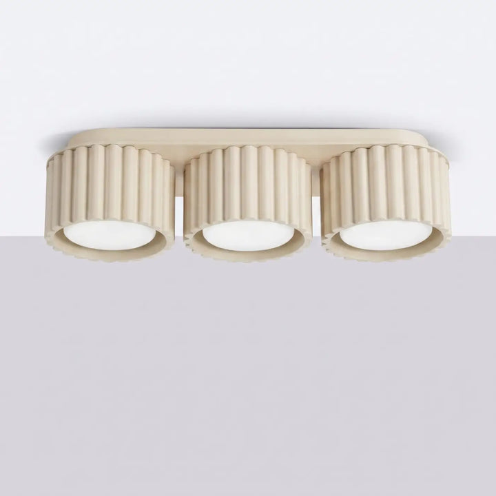 Luminaire Plafonnier beige éteinte, vue rapprochée