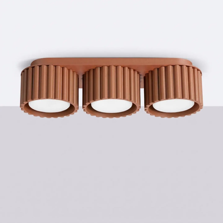 Luminaire Plafonnier ocre rouge éteinte, vue rapprochée