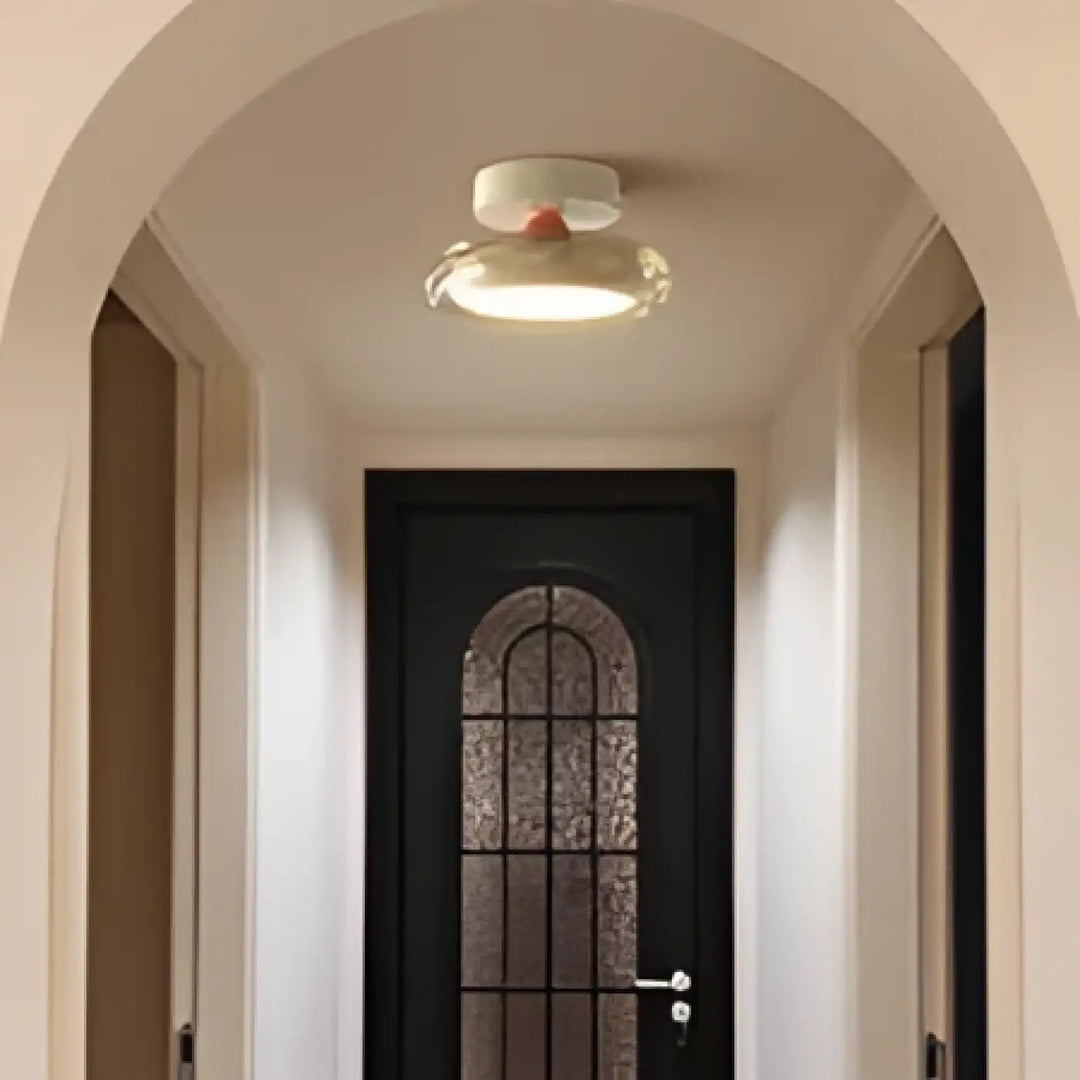 Luminaire plafonnier auriona avec abat-jour en verre soufflé blanc et base métallique décorative moderne