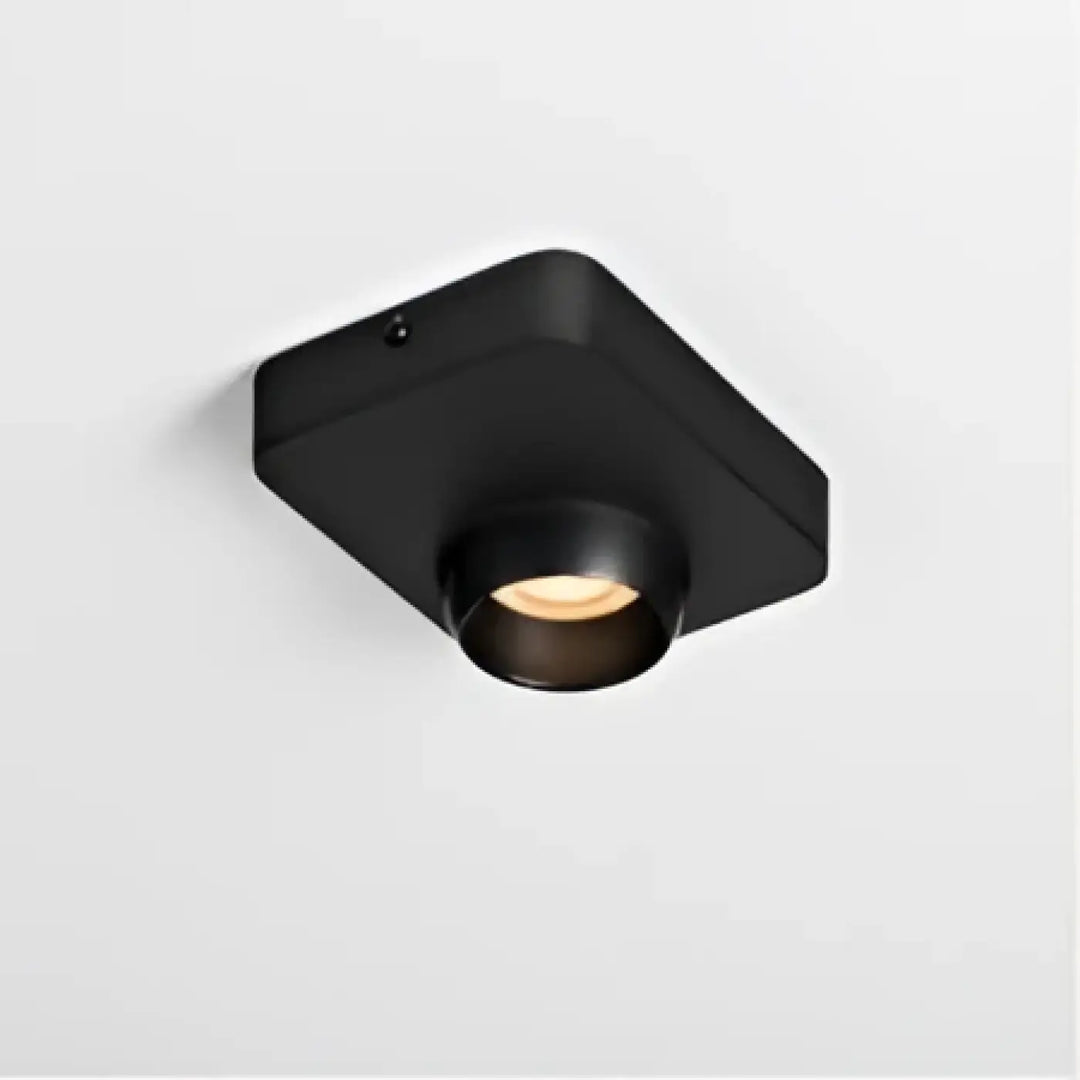 Luminaire plafonnier axio noir carré encastré avec diffuseur orientable et ampoule chaude style contemporain
