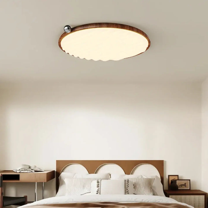 Luminaire plafonnier élégant en bois et éclairage led moderne