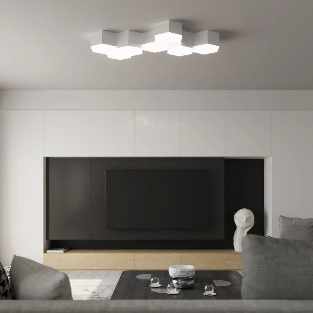 Luminaire plafonnier sunde 13 blanc avec formes géométriques hexagonales modernes et design minimaliste en blanc