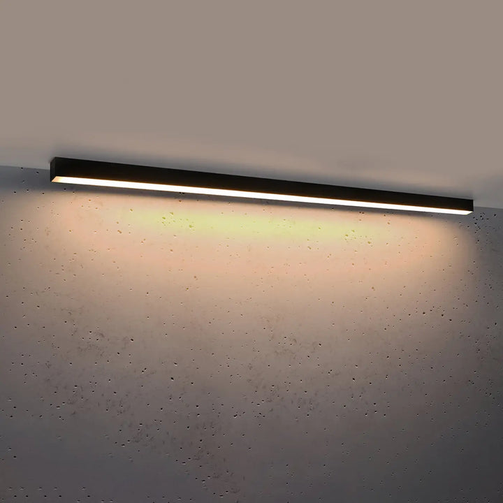 Luminaire plafonnier pinne 150 noir avec design moderne led et paramètres d’éclairage en différentes tailles