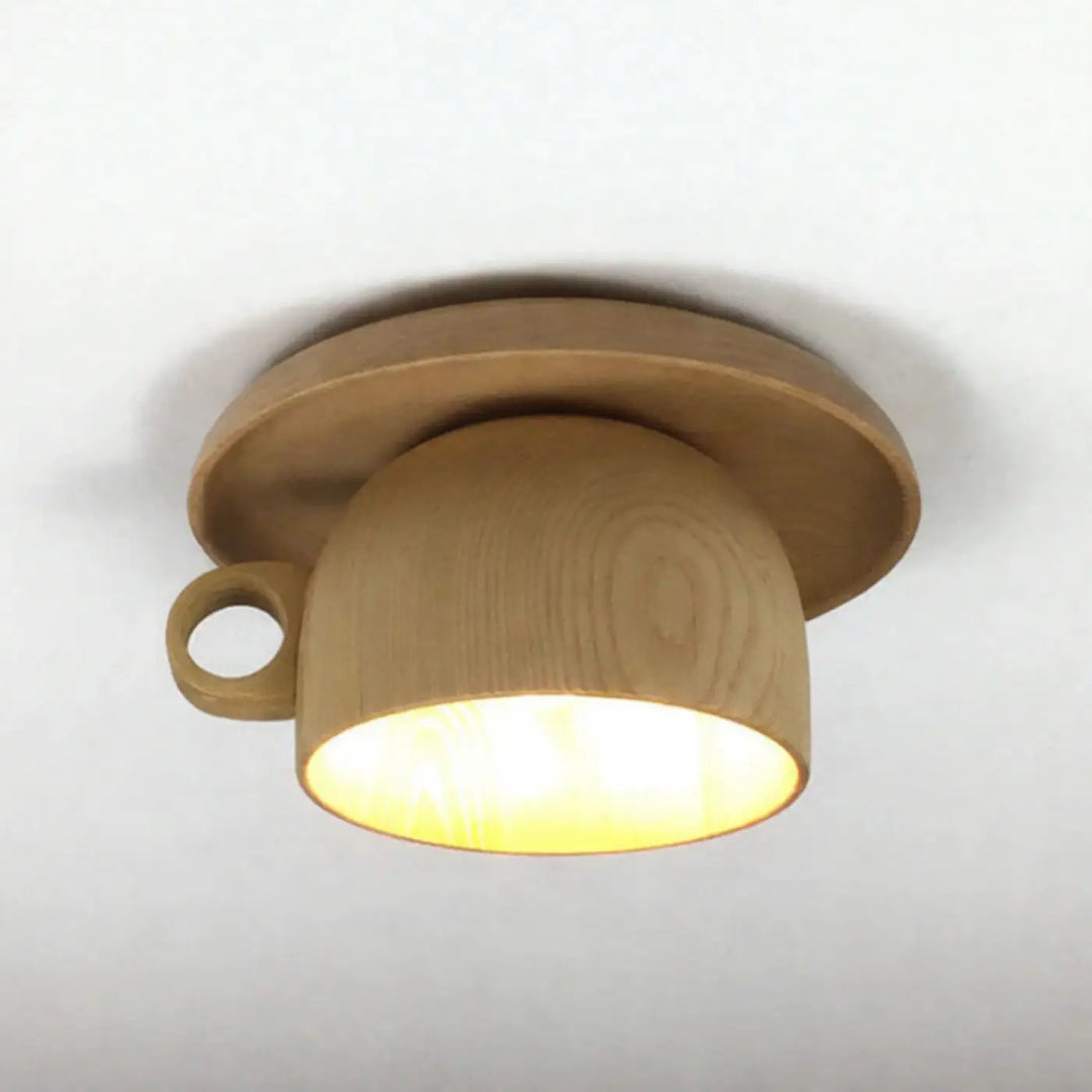 Luminaire plafonnier cup-shaped en bois chaud avec anse et base plate pour un plafonnier minimaliste