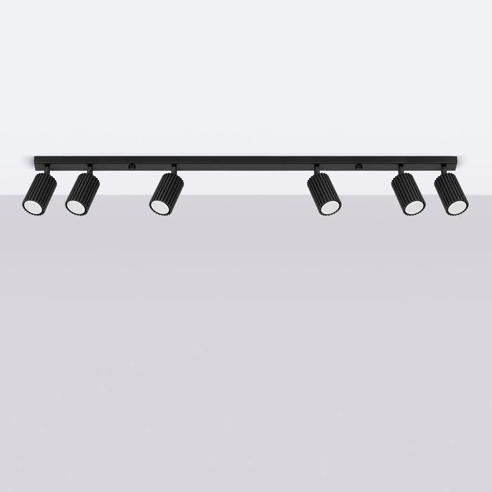 Plafonnier karbon 6l noir en métal mat avec six ampoules gu10 interchangeables et design minimaliste
