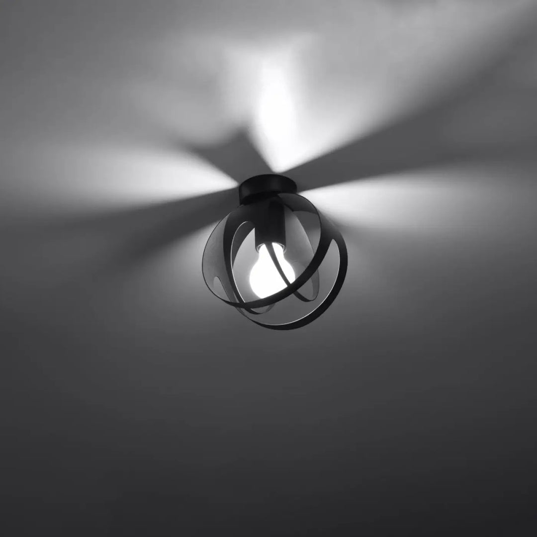 Luminaire plafonnier tulos noir en métal noir avec anneaux circulaires entrecroisés, lampe tulos design avant-garde