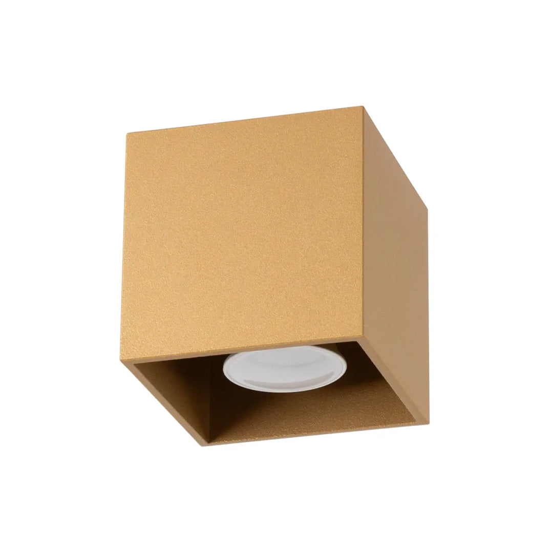 Luminaire plafonnier quad 1 or avec finition dorée mate texturée et ampoule blanche encastrée pour décoration intérieure simple coup