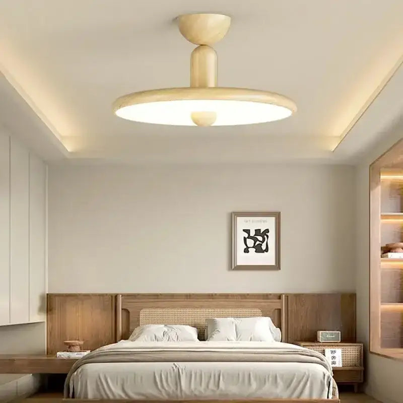 Luminaire plafonnier rond en bois au style scandinave design