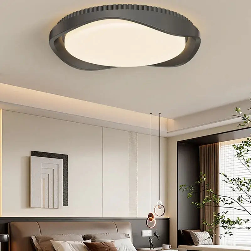 Luminaire plafonnier rond effet bois marron au design naturel