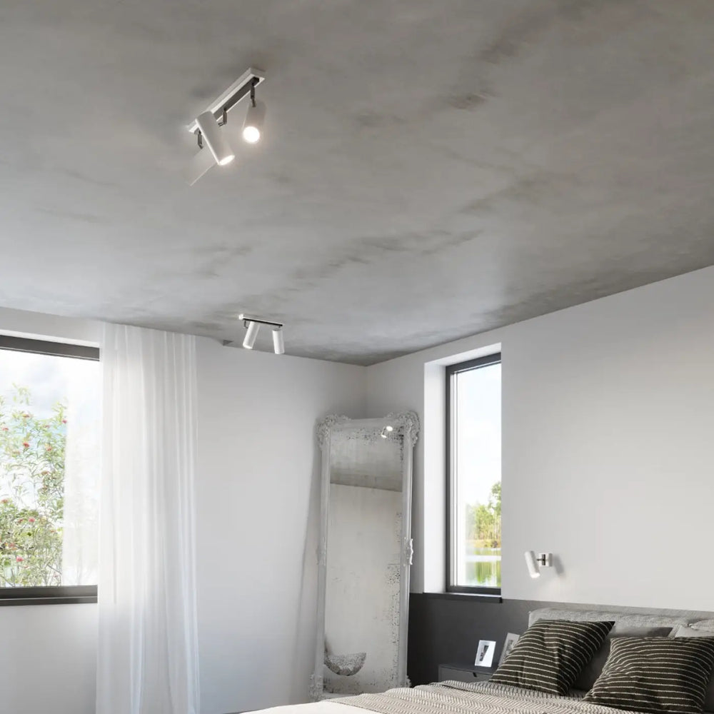 Luminaire de la collection Direzione en acier blanc