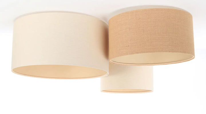 Deux abat-jours cylindriques pour plafond en tissu crème et matière naturelle beige burlap ecru luminaire plafonnier trio boho