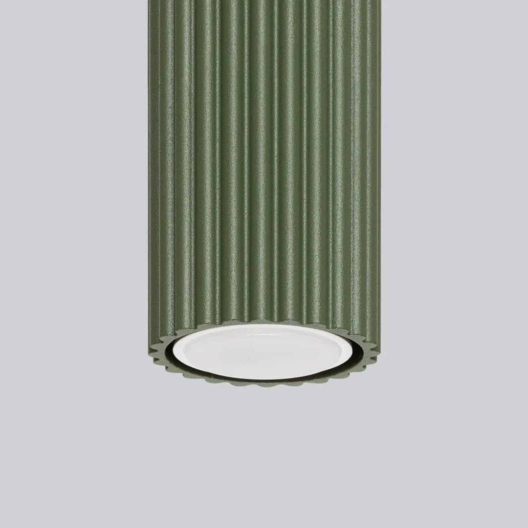 Plafonnier karbon allie vert olive en aluminium avec diffuseur blanc et ampoules gu10 interchangeables design minimaliste