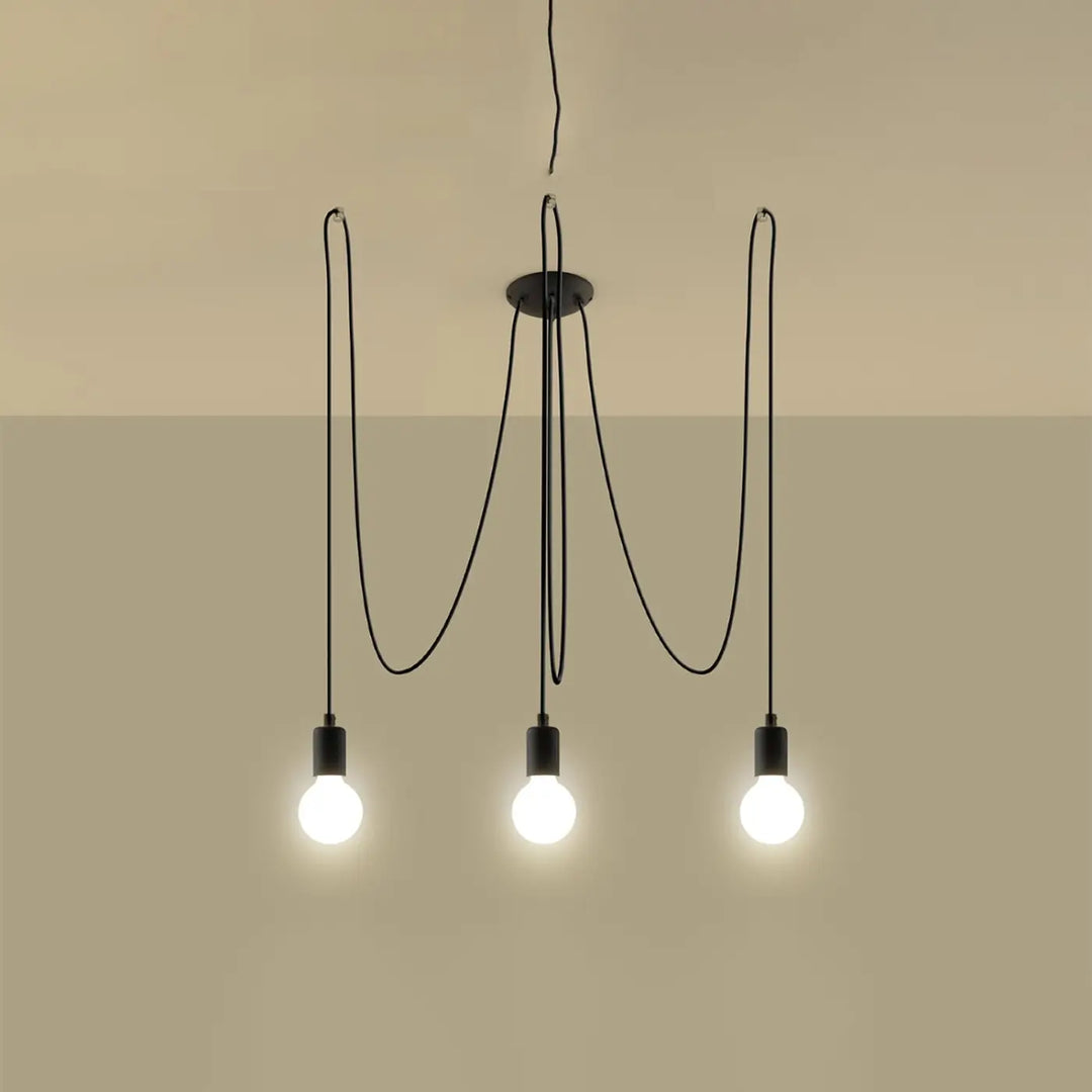 Lustre noir allumé
