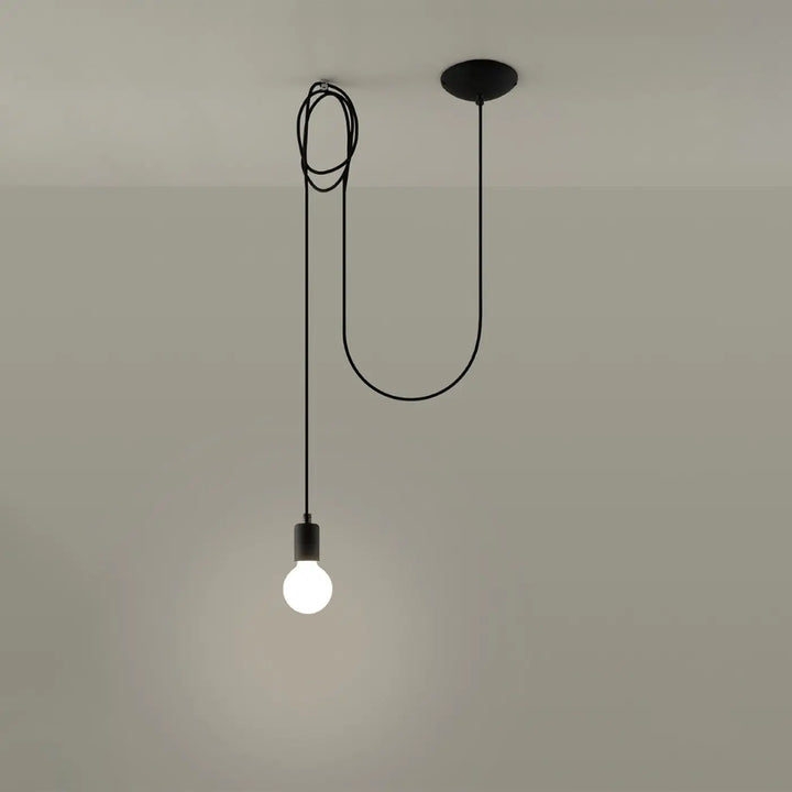 Lustre noir allumé