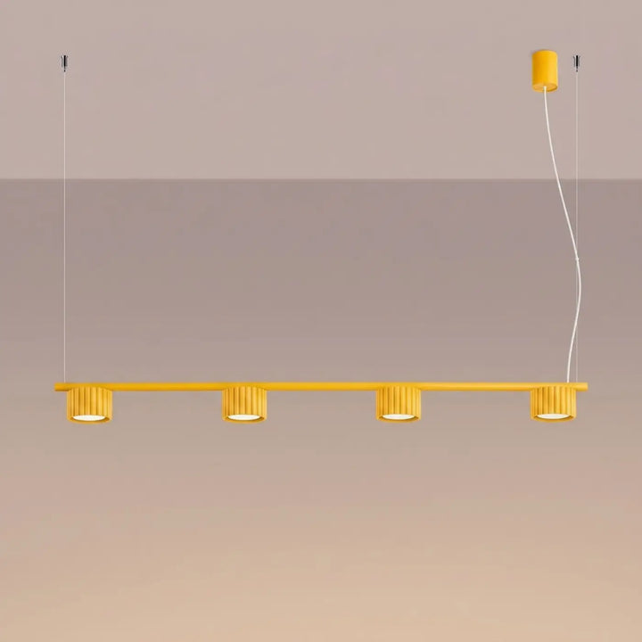 Lustre jaune allumé