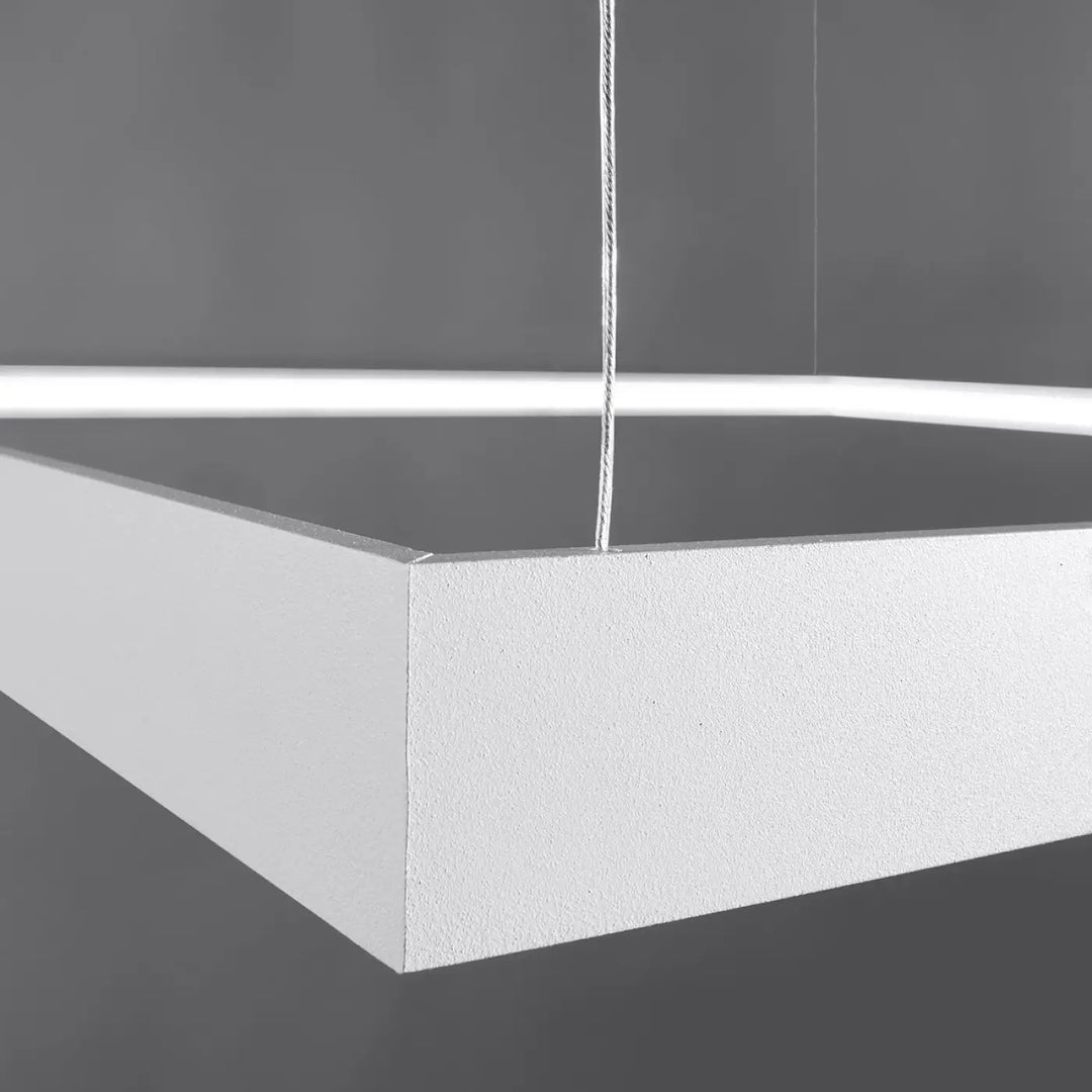 Lustre carré NELYA blanc allumée, détail du profilé