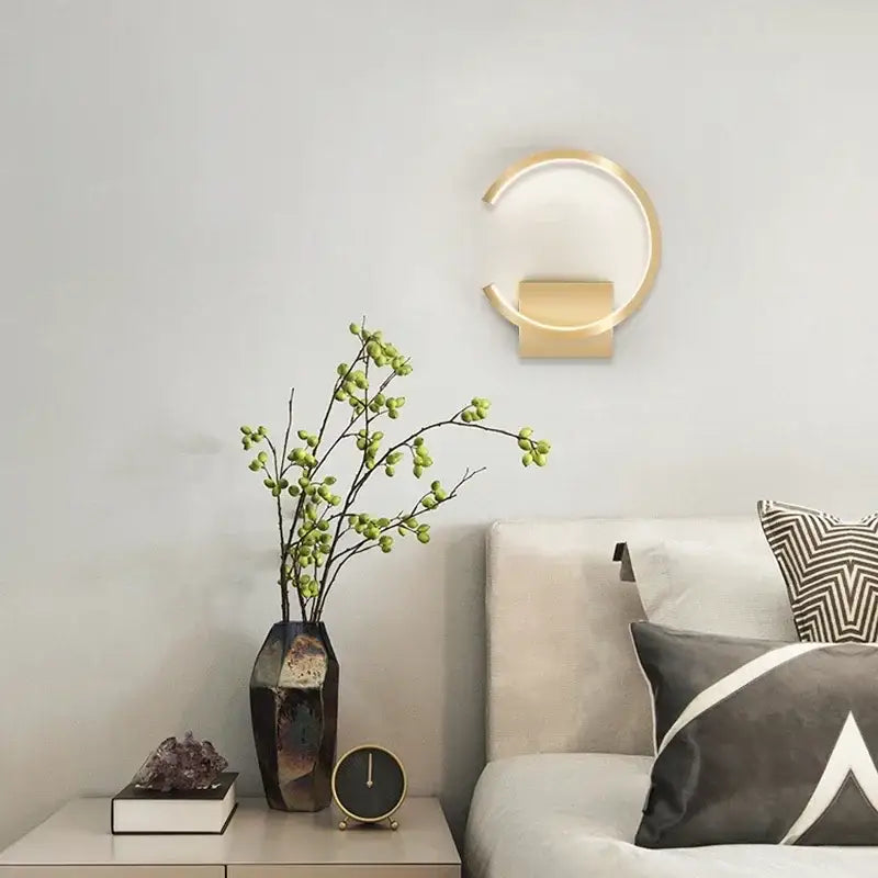 Petite Applique Murale LED En Arc De Cercle En Acrylique