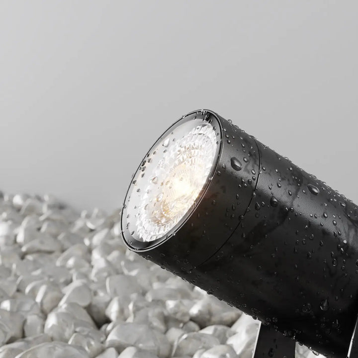 Luminaire extérieur piquet scope en acier noir avec finition texturée et gouttes d eau pour piquet extérieur robuste