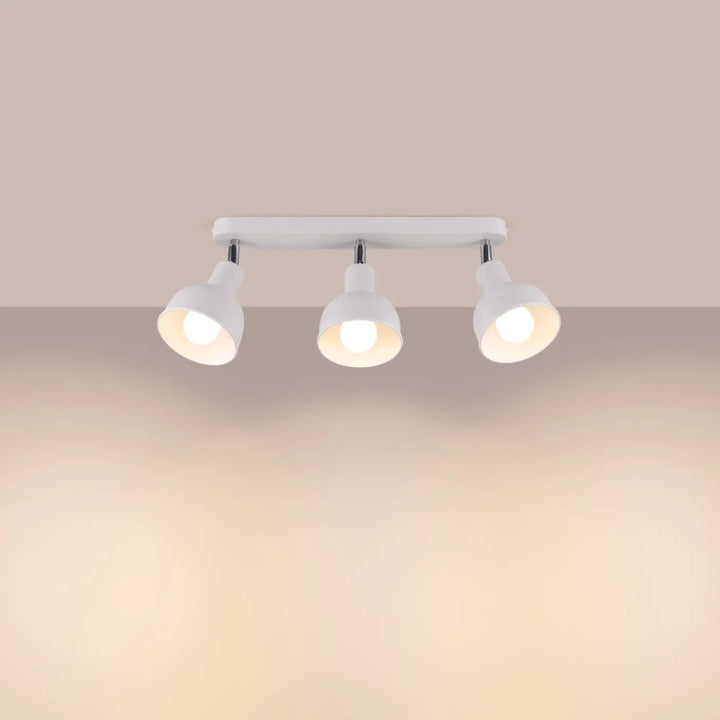 Luminaire plafonnier blanc allumé