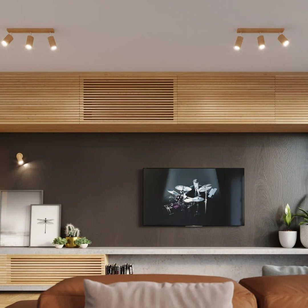 Plafonnier bois naturel dans un intérieur contemporain