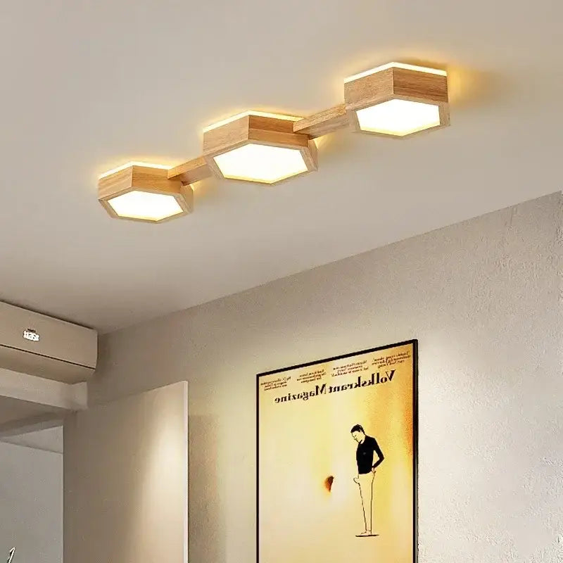 Plafonnier bois naturel led design géométrique élégant et moderne