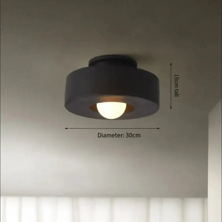 Plafonnier compact style scandinave au design moderne