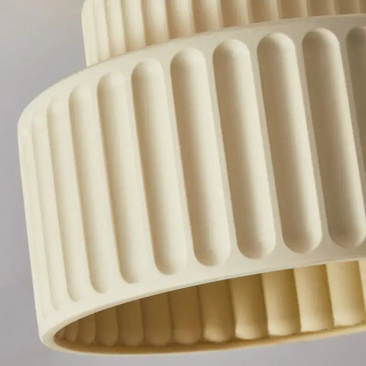 Plafonnier cylindrique strié au look rétro et original

