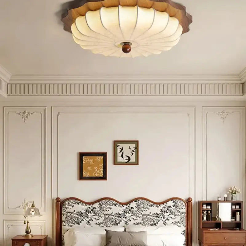 Plafonnier design en bois et tissu style lanterne vintage