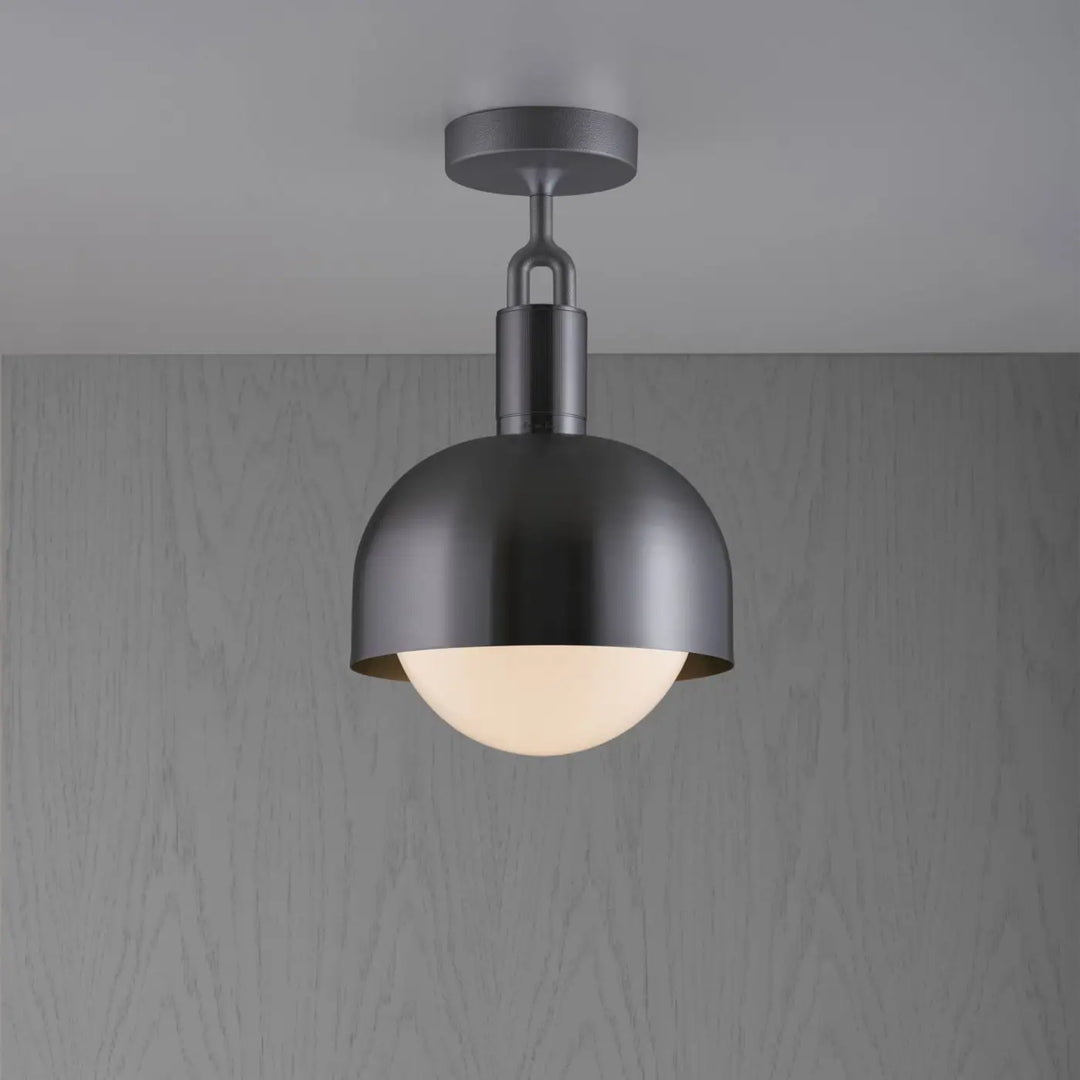 Plafonnier Forked modèle moyen à abat-jour et globe opale, finition grise #couleur_gris