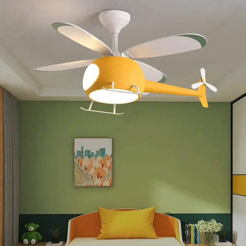 Plafonnier hélicoptère enfant avec ventilateur au design doux