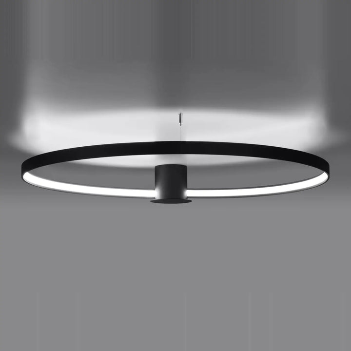 Luminaire plafonnier rio noir avec cercle lumineux led et anneau d’aluminium pour éclairage moderne plafonnier led