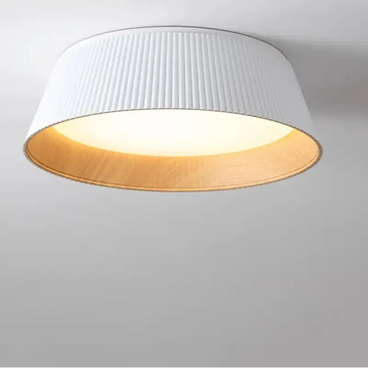 Plafonnier moderne en métal et abat-jour blanc ou noir