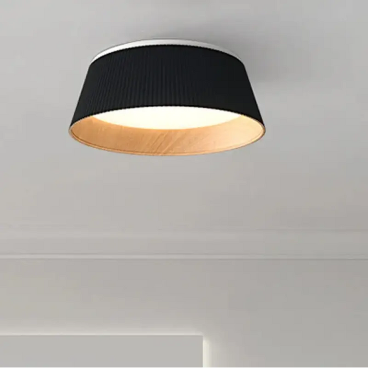 Plafonnier moderne en métal et abat-jour blanc ou noir