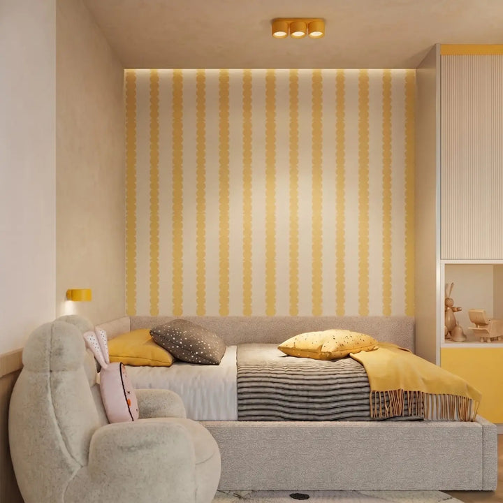 Plafonnier rond plat jaune dans un intérieur contemporain
