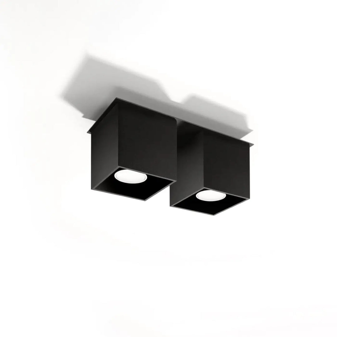 Luminaire Plafonnier noir éteinte, vue rapprochée