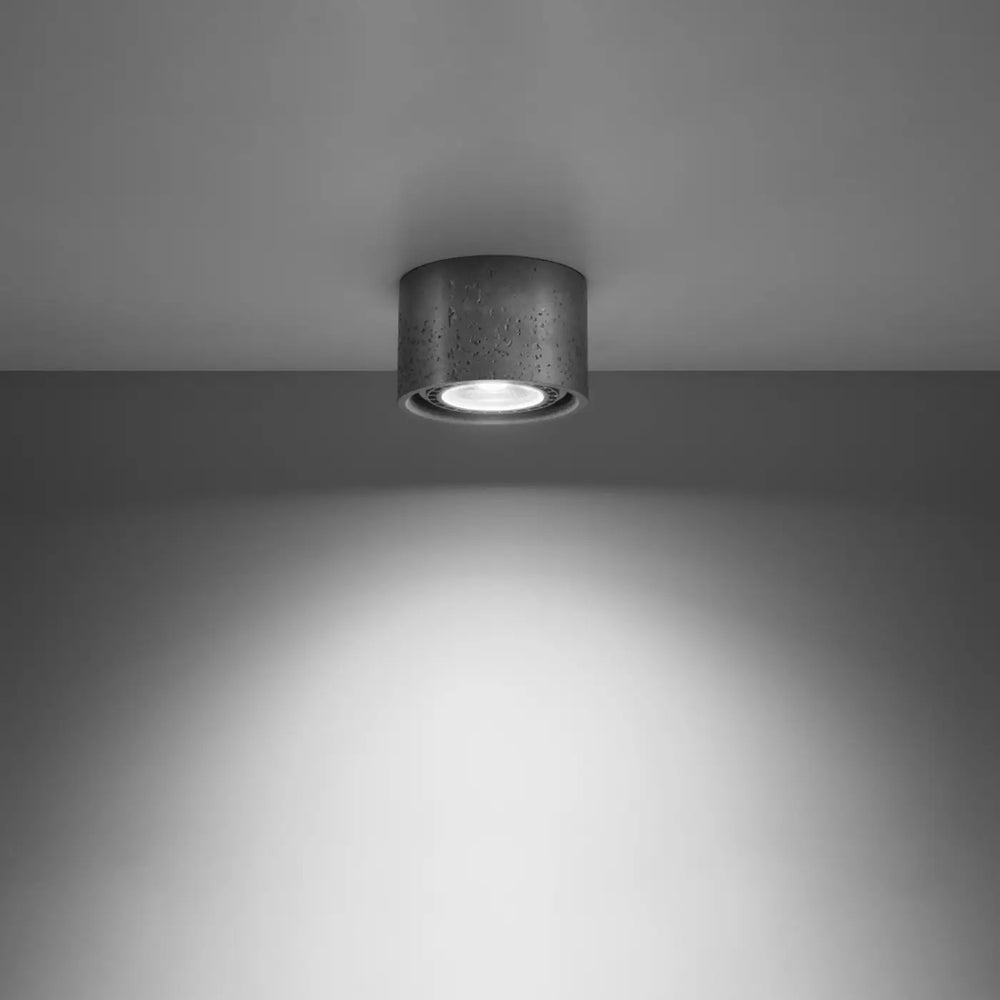 Luminaire plafonnier gris allumé