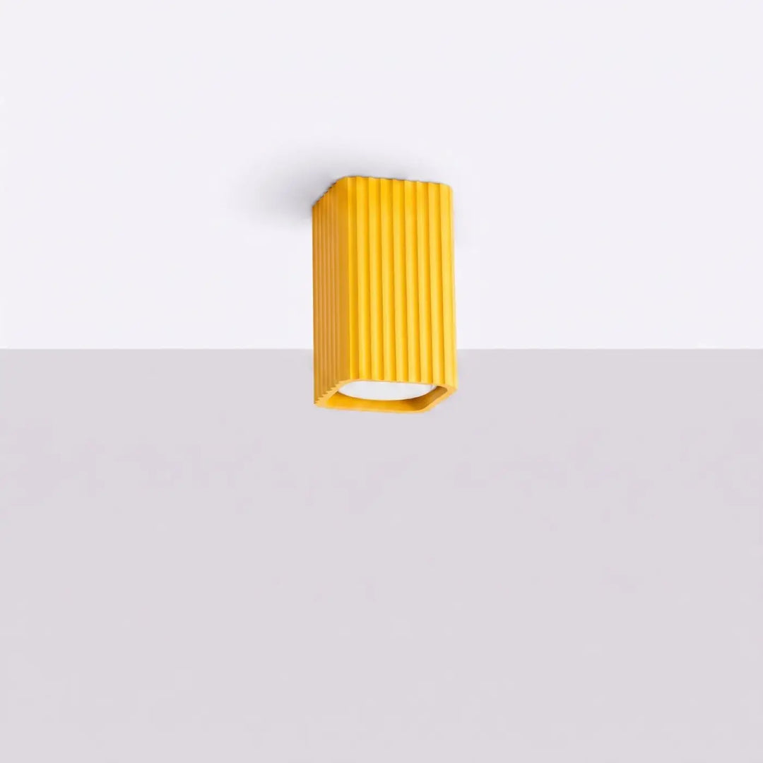 Plafonnier Rayo jaune en aluminium cannelé, éteint