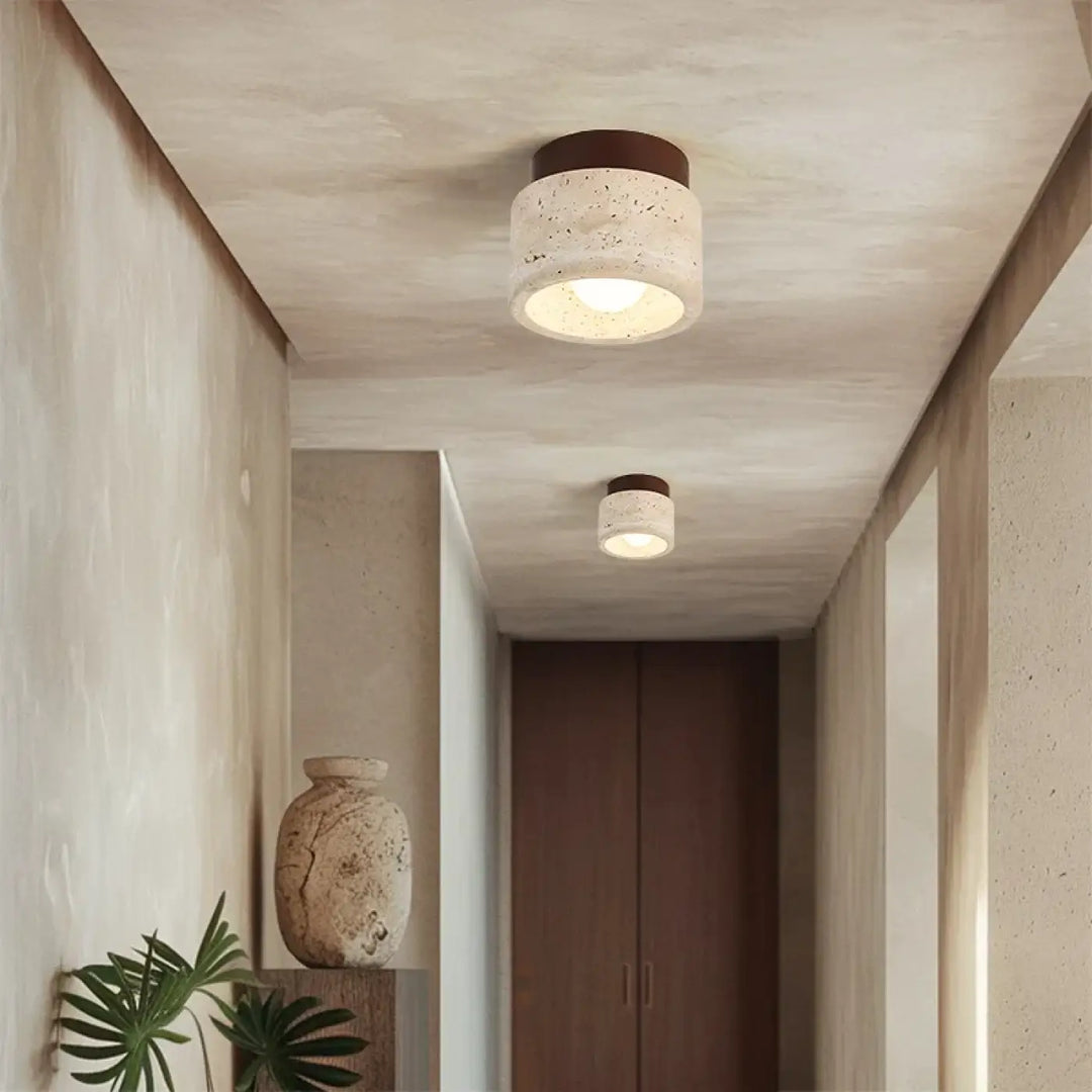 Plafonnier en travertin avec finition en bois design élégant