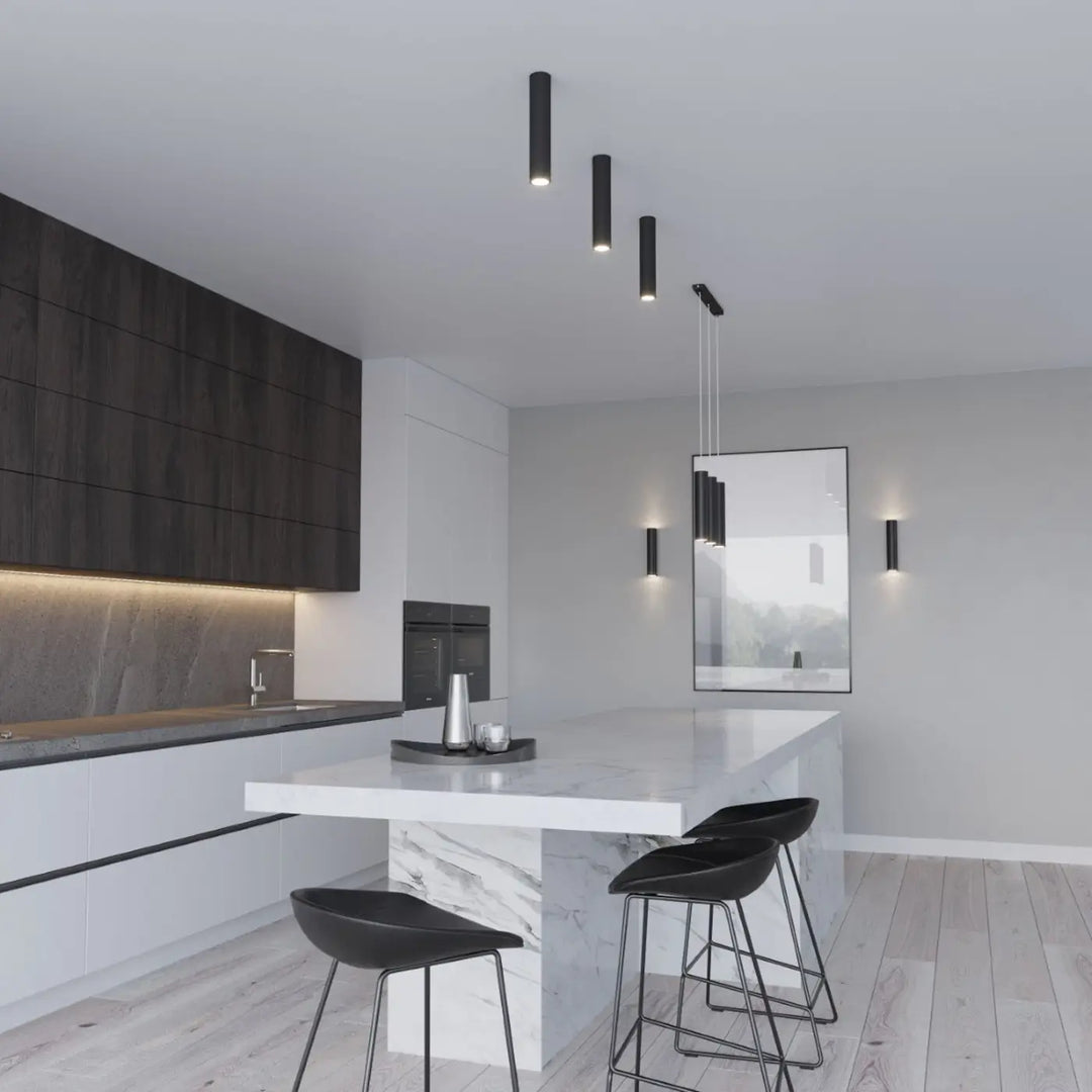 Luminaire Plafonnier noir dans un intérieur contemporain
